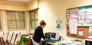 SE SOLICITA PERSONAL DE LIMPIEZA PARA COLEGIO (H/M), NO REQUIERE EXPERIENCIA. MEDIA JORNADA DE LUNES A VIERNES personal de limpieza de colegios cleaning staff school cleaning