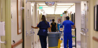 Empleada/o De Limpieza Para Sanatorio sanitarium cleaning staff trabajadores