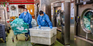 Auxiliar De Limpieza y Lavandería laundry and cleaning staff