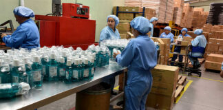 Personal Para Empacar Productos De Aseo packers staff