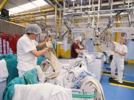 Ayudante De Lavandería laundry helper