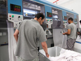 Ayudante de Lavandería en Canadá Columbia Británica Empleo sin experiencia Laundry Helper Laundry Staff in Canada Jobs in British Columbia Jobs without experience