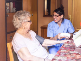 Cuidador/a con o sin experiencia Cuidadores para Geriátrico, Cuidadora, empleo de cuidadora en España, Caregivers for Geriatric Care, Caregiver, caretaker employment in Spain,