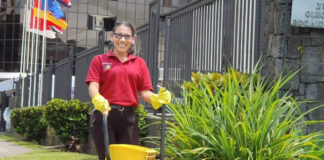 Personal De Limpieza Hombres y Mujeres Aseo General Cleaning Staff Men and Women General Cleaning