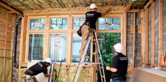 Ayudantes de Construcción Para Proyectos de Remodelaciones y Mantenimiento de Apartamentos Construction Assistants for Apartment Remodeling and Maintenance Projects