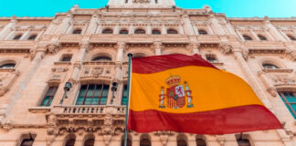 Trámites de Visa para Vivir y Trabajar en España Visa Procedures to Live and Work in Spain