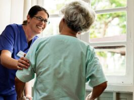 Cuidadores de adultos mayores en Residencia en Barcelona Caregivers for nursing homes