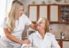 Cuidadora de adultos Mayores centro de Día en Barcelona Caregiver for older adults day center in Barcelona