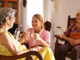 Cuidadores en España Residencia de Mayores en España Geriátrico en España Gerocultores Caregivers in Spain Nursing Home in Spain Geriatric in Spain Geroculturists