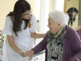 Cuidadores para residencia de mayores en españa Gerocultores Caregivers for nursing homes in Spain Gerocultors