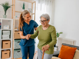 Cuidadoras De Adultos Mayores elderly caregiver Caregivers of Elderly Adults Caregiver di anziani Betreuer älterer Erwachsener
