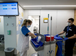 Mucama Para Clínica limpieza Empleo sin experiencia Maid for Clinic cleaning Job without experience