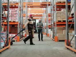Trabajadores Para Almacén Trabajador general Empacadores Operador de Montacargas Warehouse Workers jobs without experience in the United States