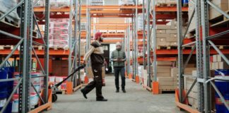 Trabajadores Para Almacén Trabajador general Empacadores Operador de Montacargas Warehouse Workers jobs without experience in the United States