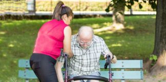 Cuidadores Geriatrico en España empleo sin experiencia en España Geriatric Caregivers in Spain employment without experience in Spain