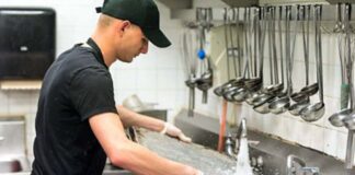 SE NECESITAN 4 LAVAPLATOS PARA RESTAURANTE (HOMBRES Y MUJERES) NO REQUIERE EXPERIENCIA; SE CAPACITARA. BUEN PAGO Lavaplatos para Restaurante en Surrey Empleo en Columbia Británica Empleo sin experiencia en Canadá Restaurant Dishwasher in British Columbia No Experience Jobs in Canada