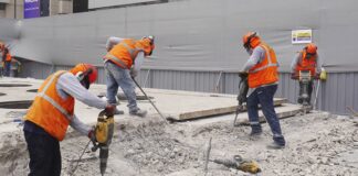 Trabajadores de Demolición Empleo en Columbia Británica empleo de construcción en Canadá empleo sin experiencia en Canadá Demolition Workers in Canada